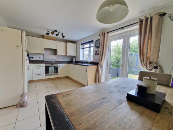 Kitchen/Dining Room