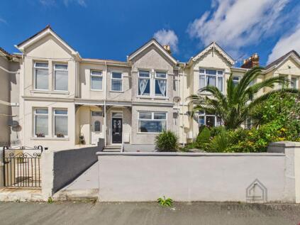 North Road, Torpoint