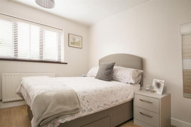 3 bed Detached Bungalow for sale Image 10