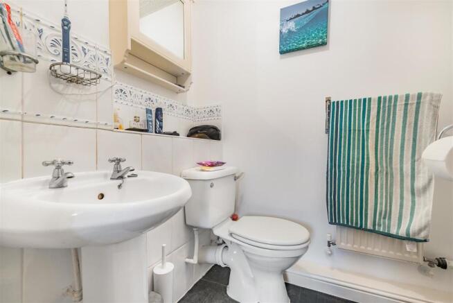 Ensuite shower room