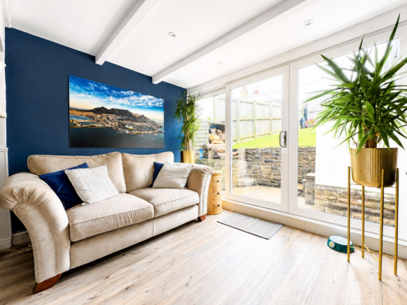 3 bed Semi-Detached for sale Image 9