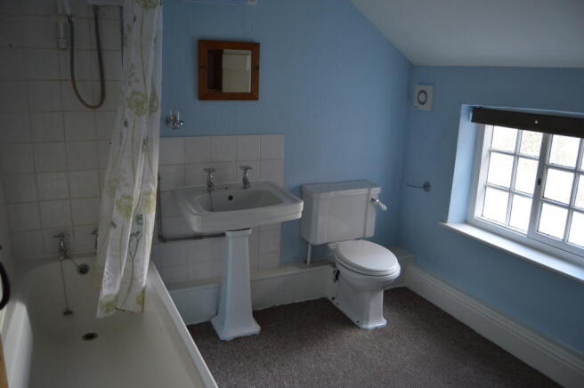 1 bed Terraced to rent Image 6