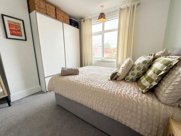 3 bed Semi-Detached for sale Image 12