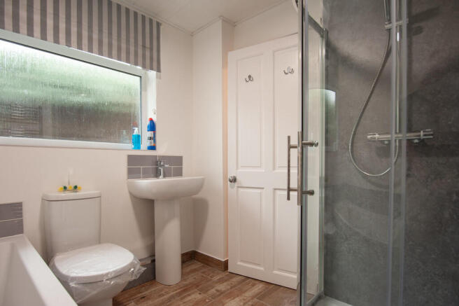 3 bed End of Terrace to rent Image 7