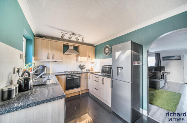 8a7f376edcce458aa2c375d6a9e9e45c