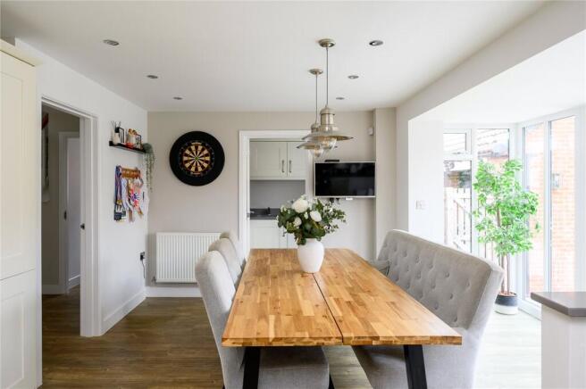4 bed Detached for sale Image 7