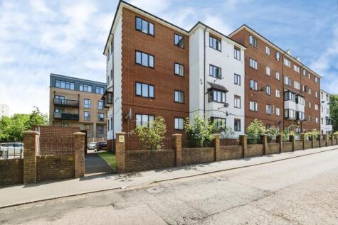 Harts Lane, Barking, IG11