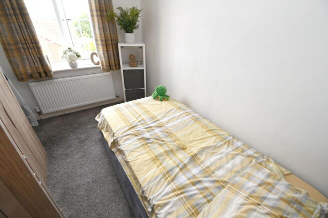 3 bed Terraced for sale Image 9