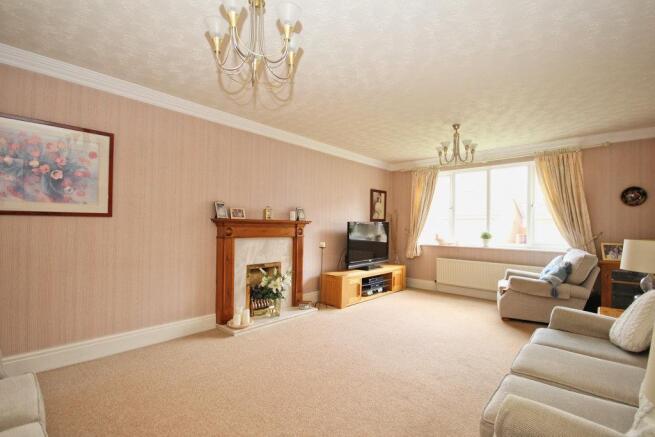 14 Crofters Drive NEW PHOTOS 2 (28)_lzn.jpg