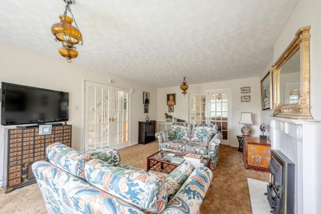 4 bed Detached for sale Image 10