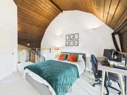 Pastoral Way, Warley, Brentwood, Essex, CM14