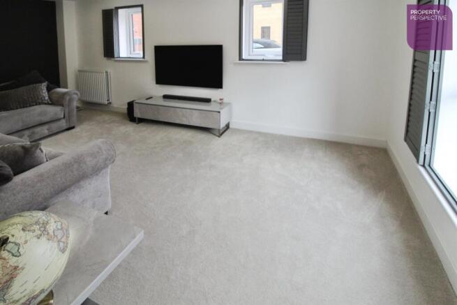 3 bed Semi-Detached for sale Image 2