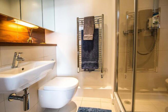Ensuite.jpg