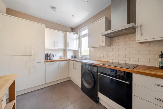 1437839-2-69d69a9...