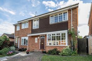 9, Darleys Close, Grendon Underwood HP18 0SE