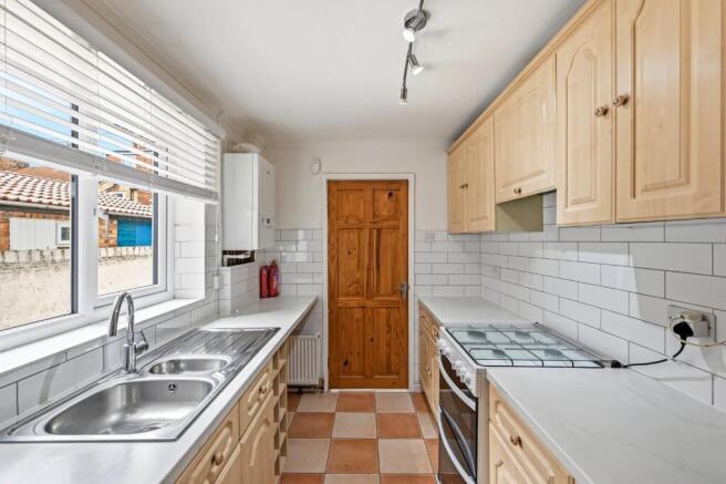 2 bed Terraced for sale Image 6