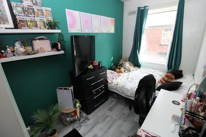 4 bed Terraced for sale Image 9