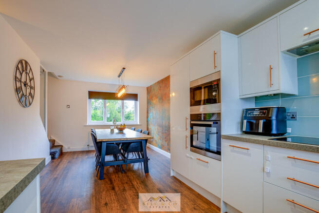 2 bed Town House for sale Image 9