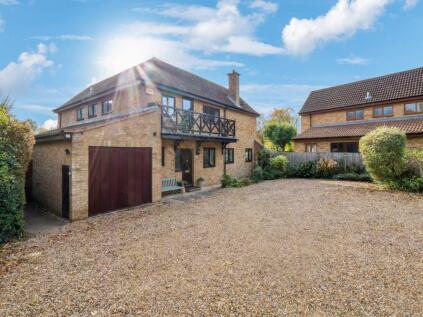 Solar Court, Great Linford, Milton Keynes