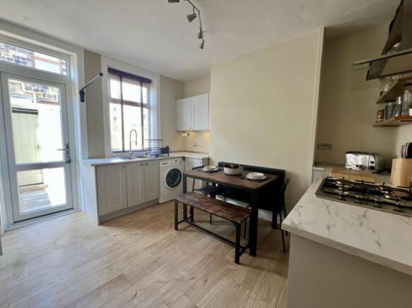 3 bed End of Terrace for sale Image 5