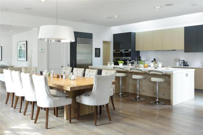 Kitchen/Breakfast