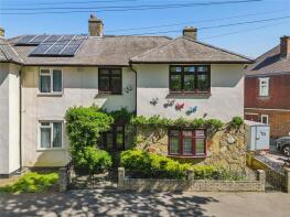 51, Wood Lane, Dagenham RM8 3ND
