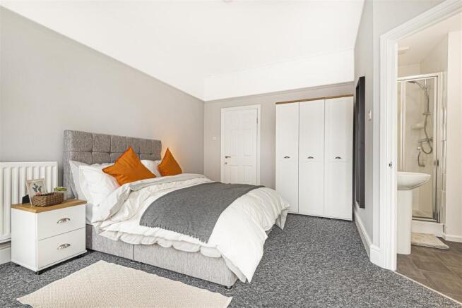 room 3 153 ruskin.jpg