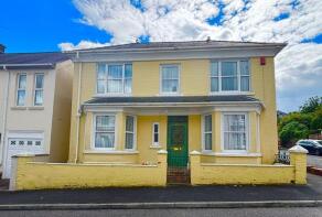 22, Alan Road, Llandeilo SA19 6HU