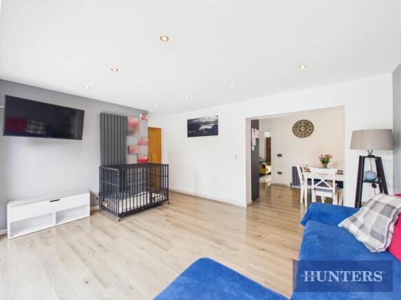 3 bed Semi-Detached for sale Image 9