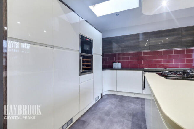 3 bed Detached Bungalow for sale Image 7