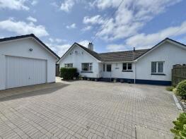 Tregea, St Pirans Hill, Truro TR3 7PY