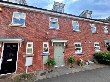 Farnborough Drive, Middlemore, NN11 8AL