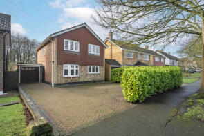18, Spurgate, Brentwood CM13 2LA