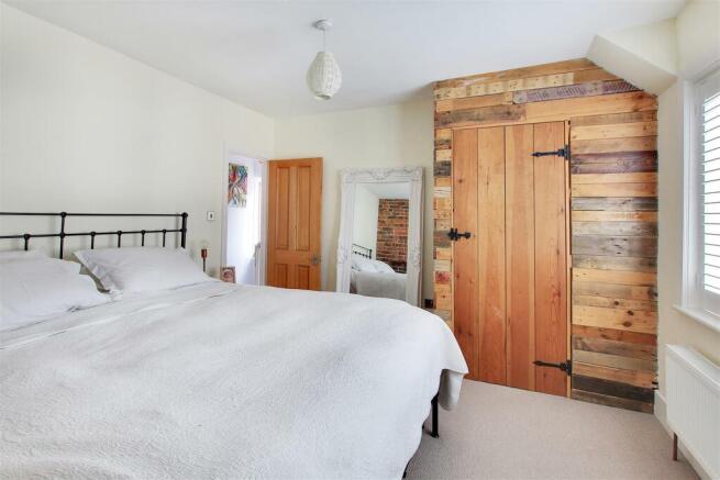 Main Bedroom Additional.jpg