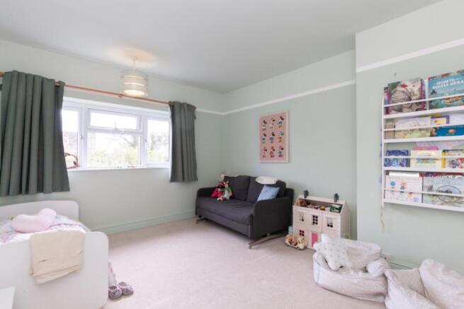 Third bedroom
