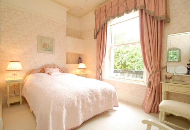 1 bed Flat for sale Image 9
