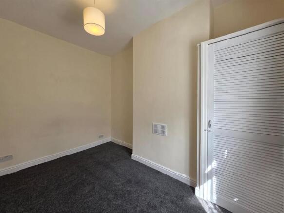 1 bed Flat to rent Image 8