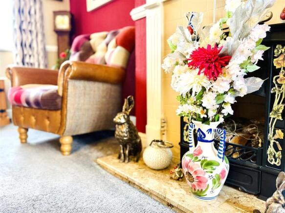 3 bed Terraced for sale Image 10