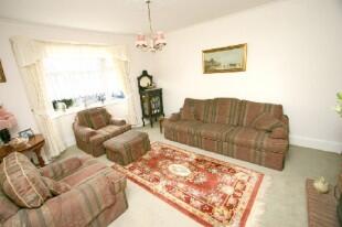 Lounge Photo 1
