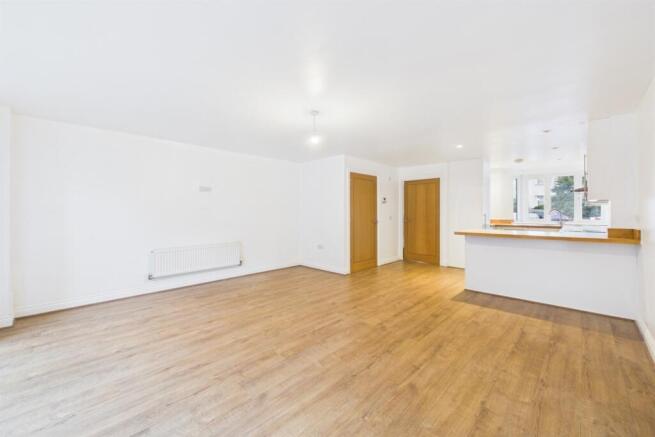 Living Room / Kitche
