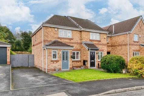 Crossbrook Way, Milnrow, OL16