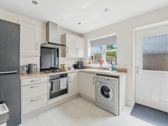 2 bed Terraced for sale Image 6
