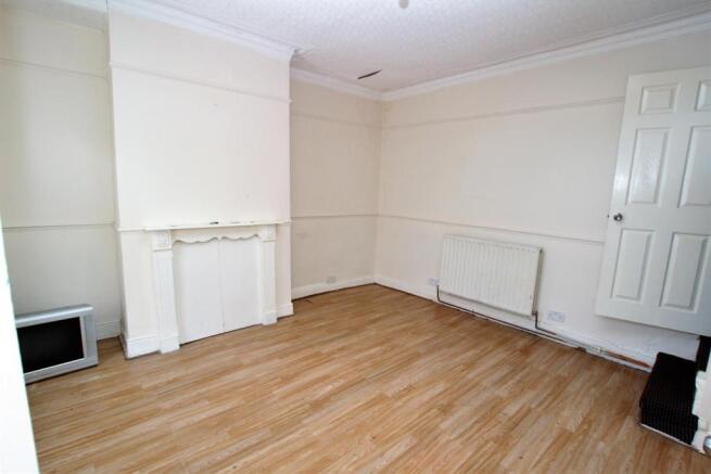 ackworthst34lounge.j