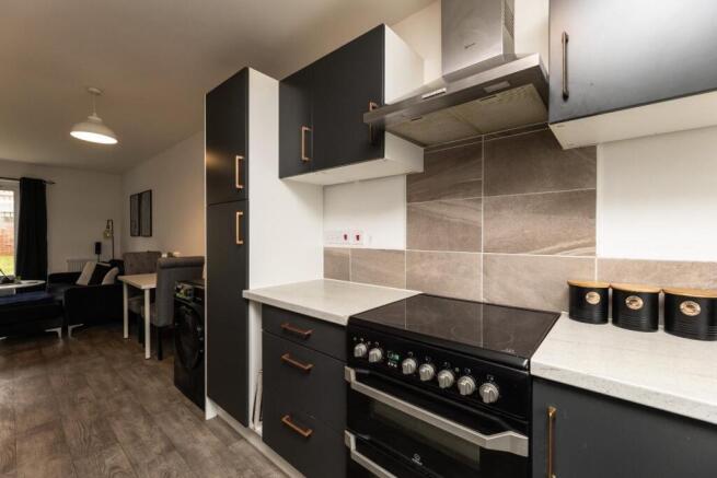 2 bed Terraced for sale Image 5