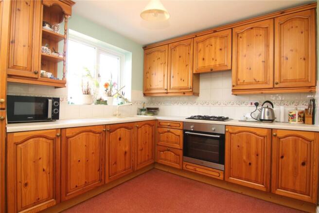 3 bed Semi-Detached for sale Image 4