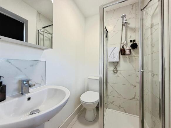 3 bed Semi-Detached for sale Image 9