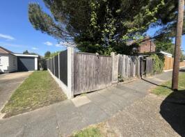 213, Station Road, Leigh-on-sea SS9 3BP