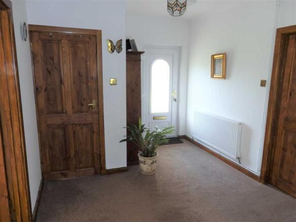 SPACIOUS RECEPTION