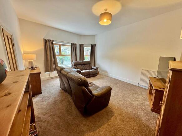3 bed Link Detached House for sale Image 4