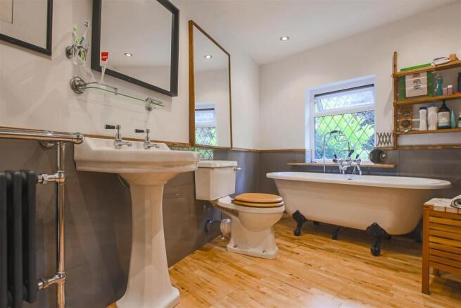 3 bed Cottage for sale Image 5